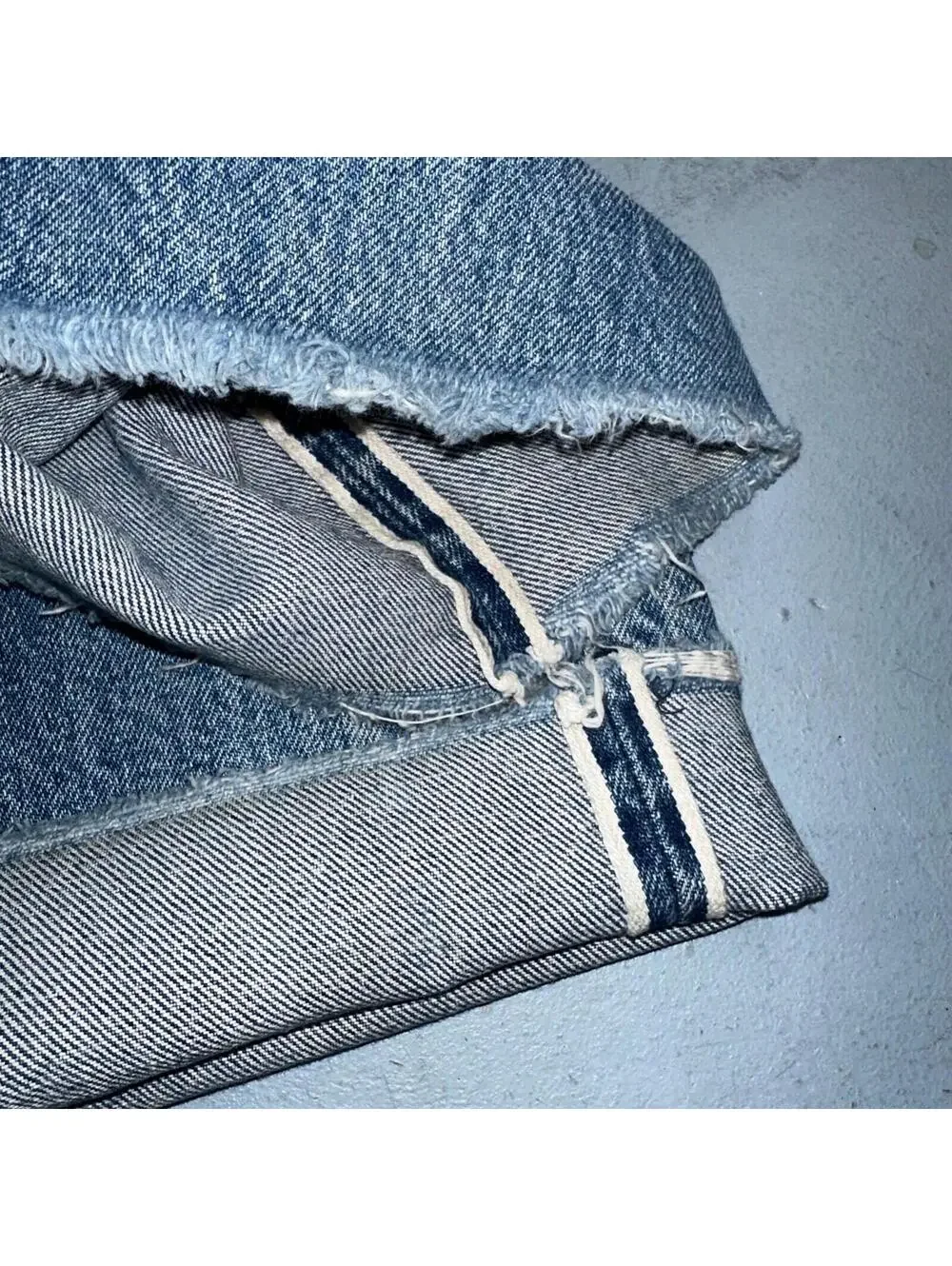 Levis 501 Vintage 80s Redline Selvedge USA XX Jeans Light Wash 524 Act 25x29